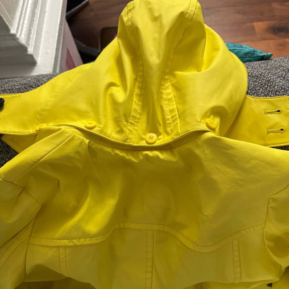 Talbots Women’s 2025 Yellow Raincoat sz xs - Picture 5 of 11